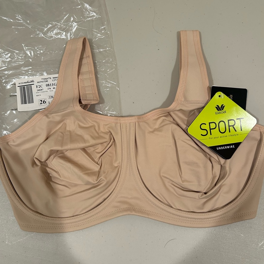 Wacoal Sport Underwire Bra - Nude